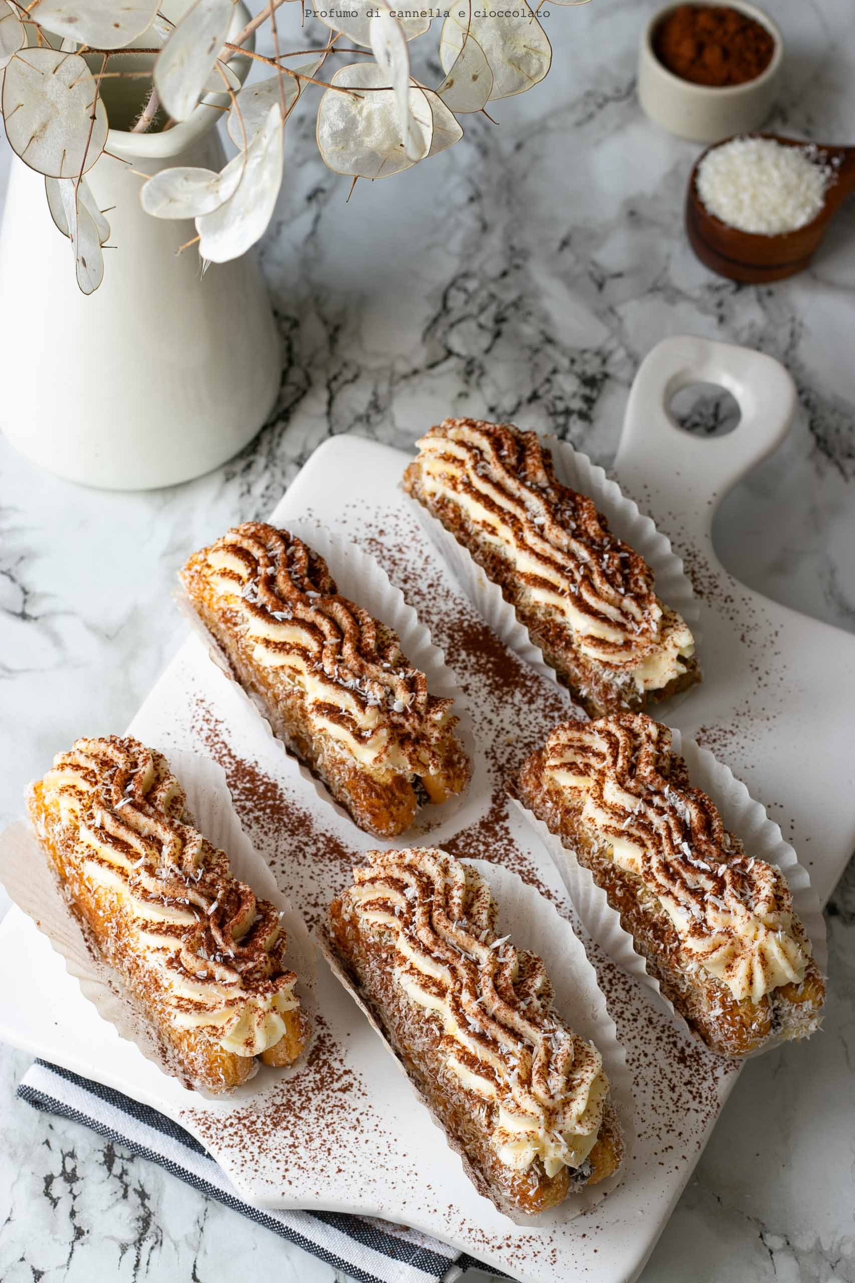 Dolcetti tiramisù al cocco