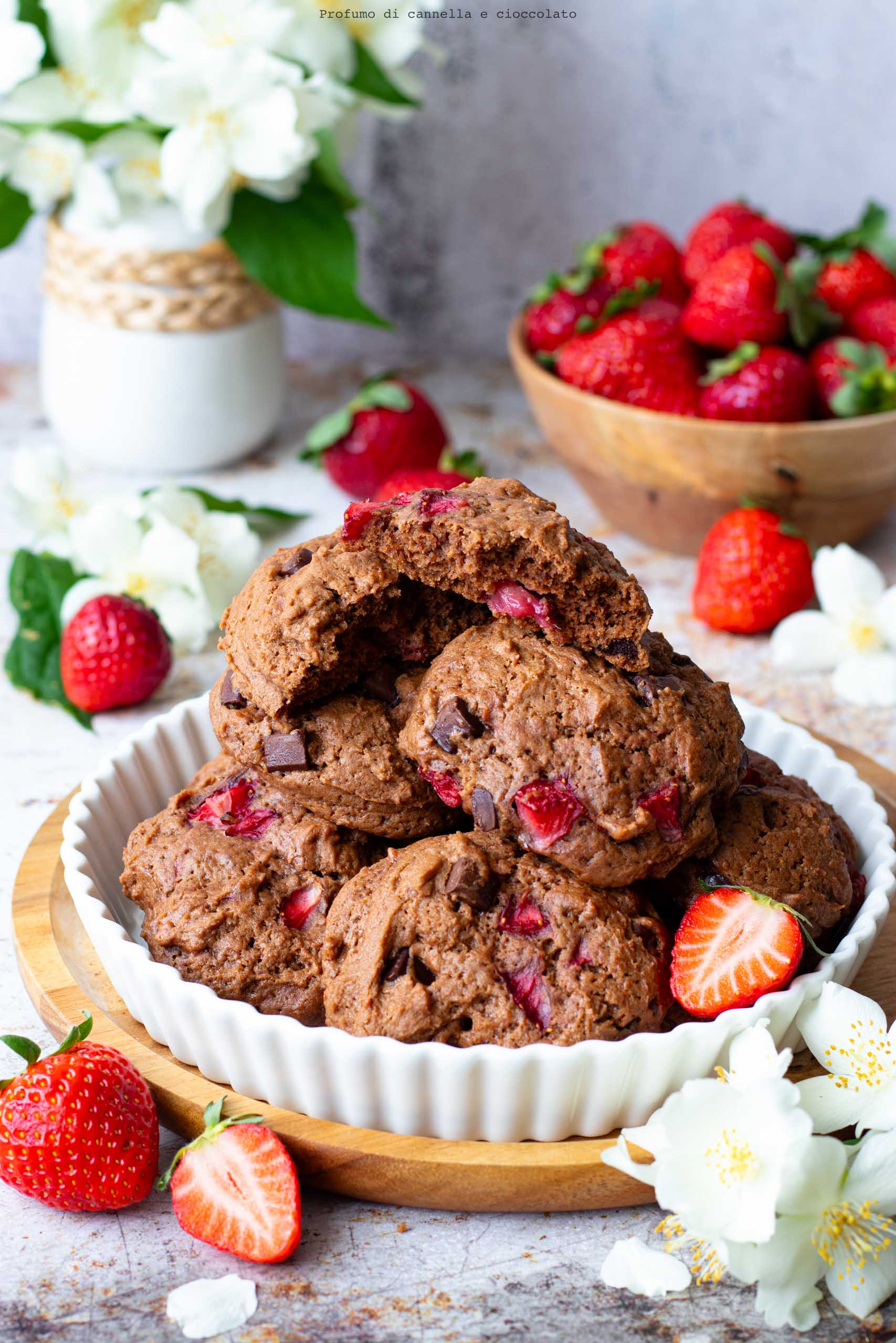 Biscotti morbidi cioccolato e fragole