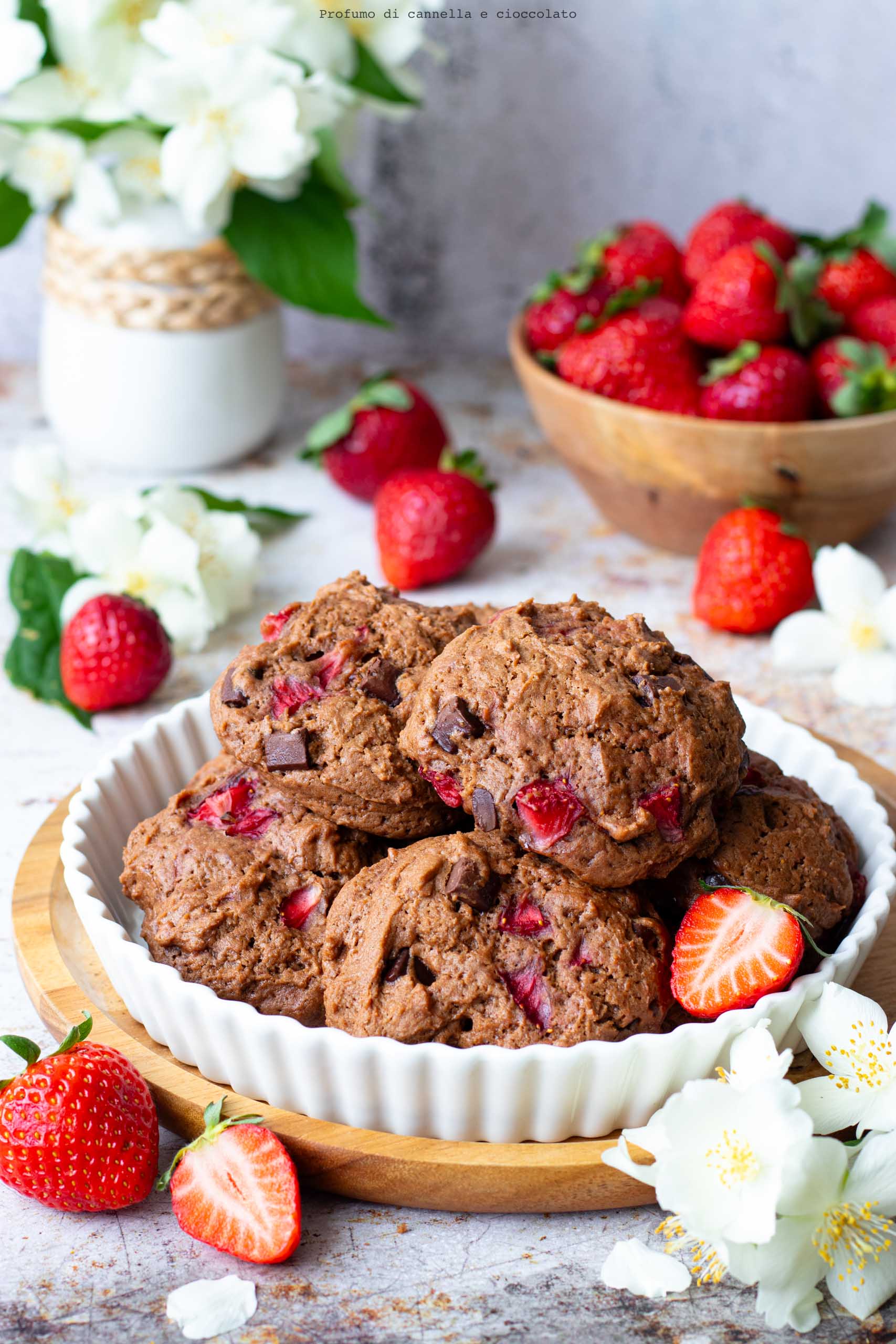 Biscotti morbidi cioccolato e fragole